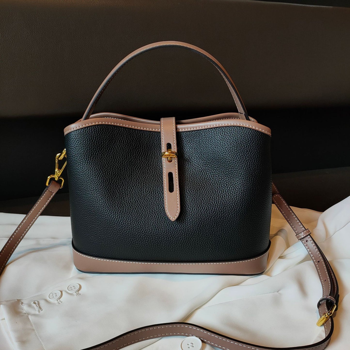 Women's Simple Design Commuter Light Luxury Bags