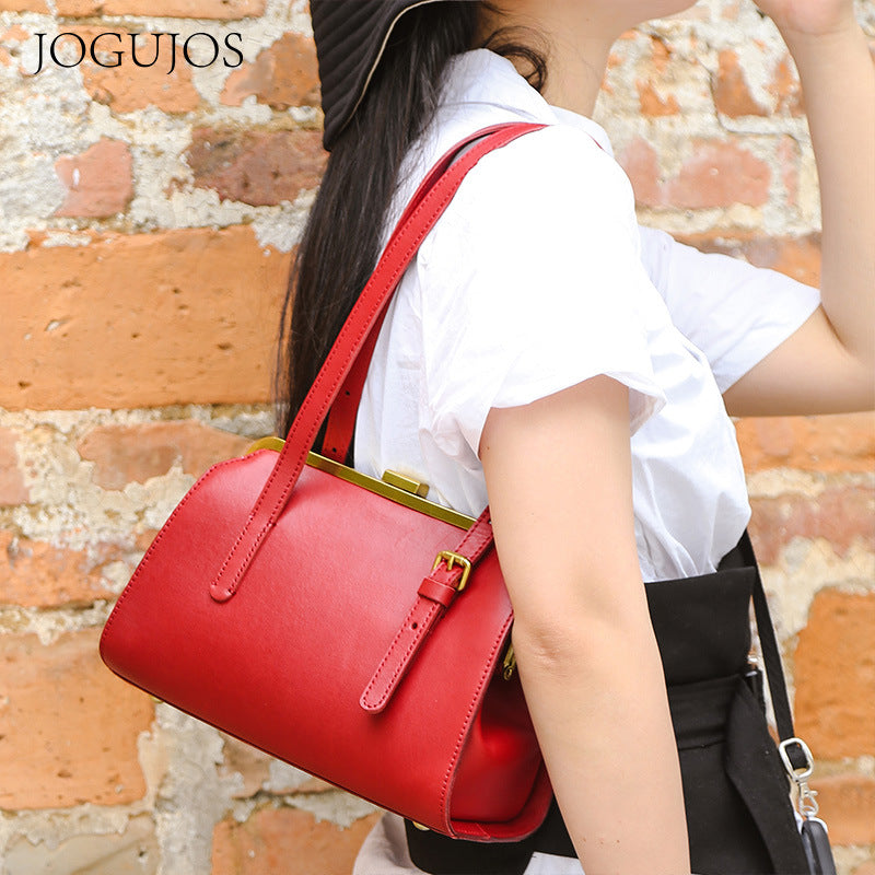 Women's Underarm Retro Fashion Baguette Layer Cowhide Shoulder Bags