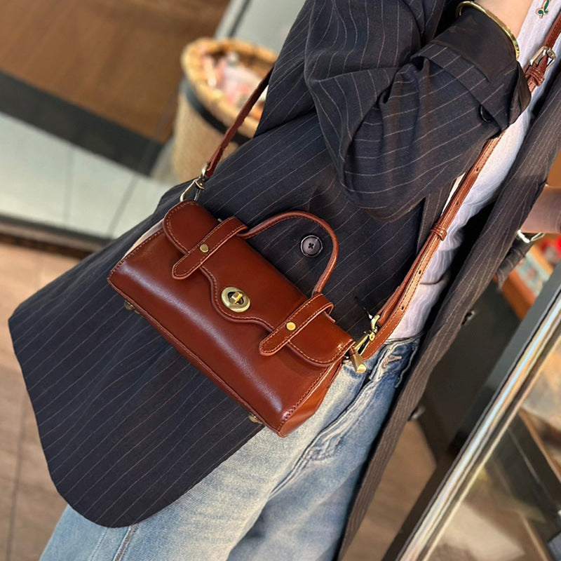 Women's Niche Vintage Cowhide Leather Versatile Shoulder Bags