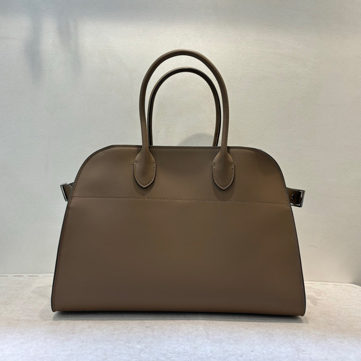 Women's Fashionable High-grade Black Large Capacity Portable Bags