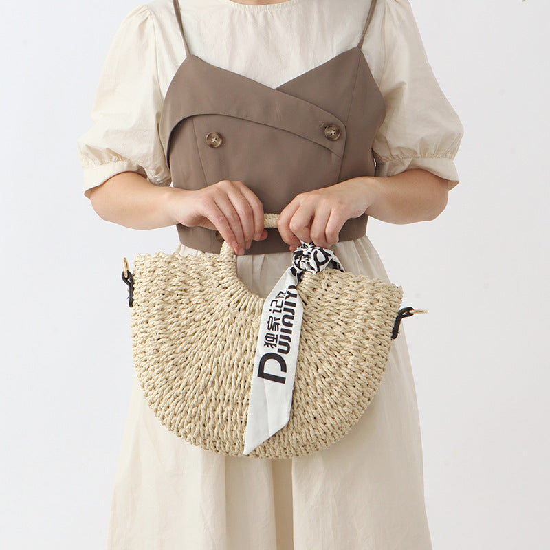 Women's Woven Moon Korean Style Shell Hand Bags