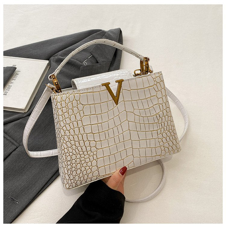 Women's Diana Lychee Pattern V-shaped Golden Edge Shoulder Bags