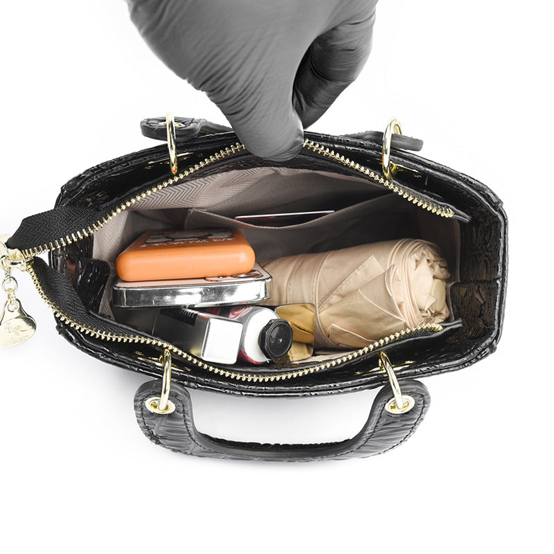 Women's Diana Design Retro High Sense Commuter Handbags