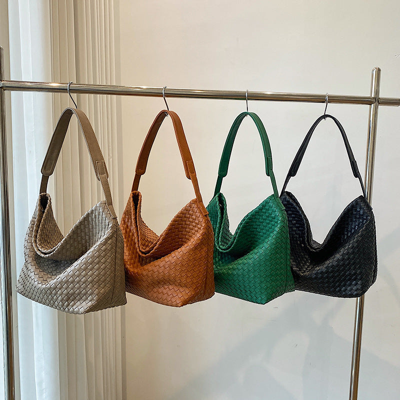 Women's Super Popular Hand-woven French Large Capacity Shoulder Bags