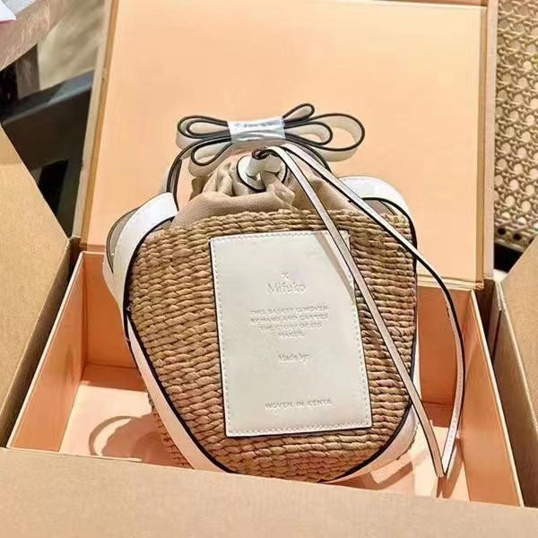 Woven Rabbit Large Capacity Vacation Shopping Straw Handbags