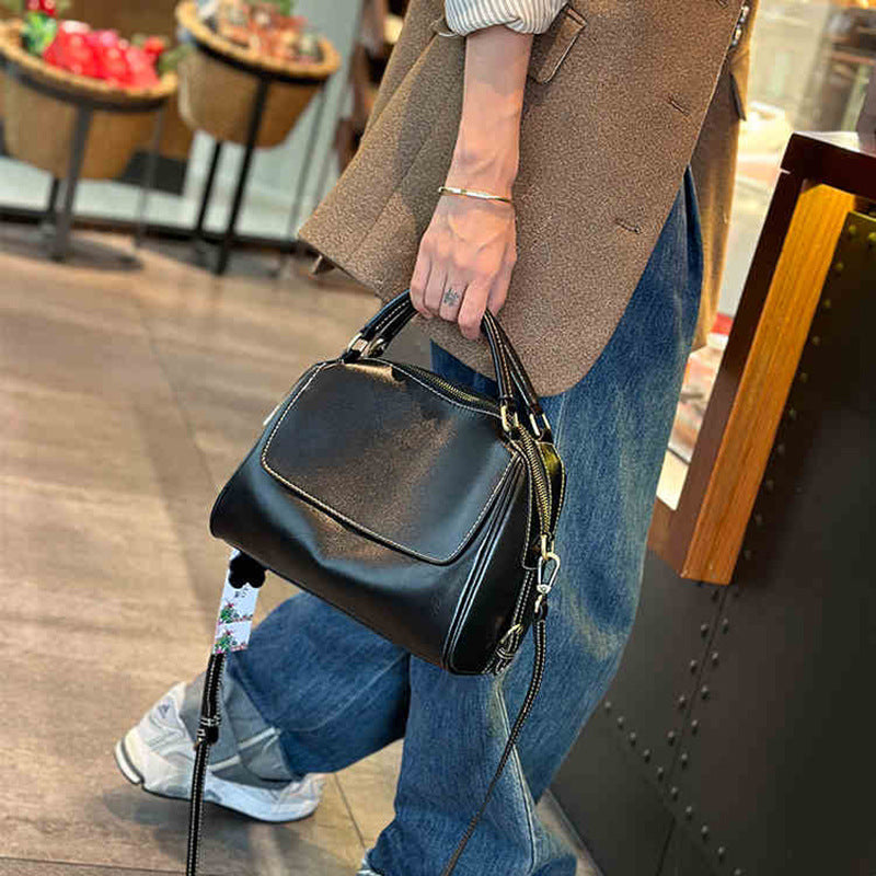 Women's Cowhide Leather Versatile Large Capacity Pillow Shoulder Bags