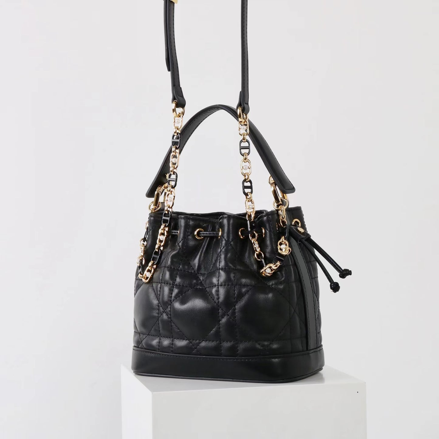 Classic Style Rhombus Chain Portable Mini Handbags
