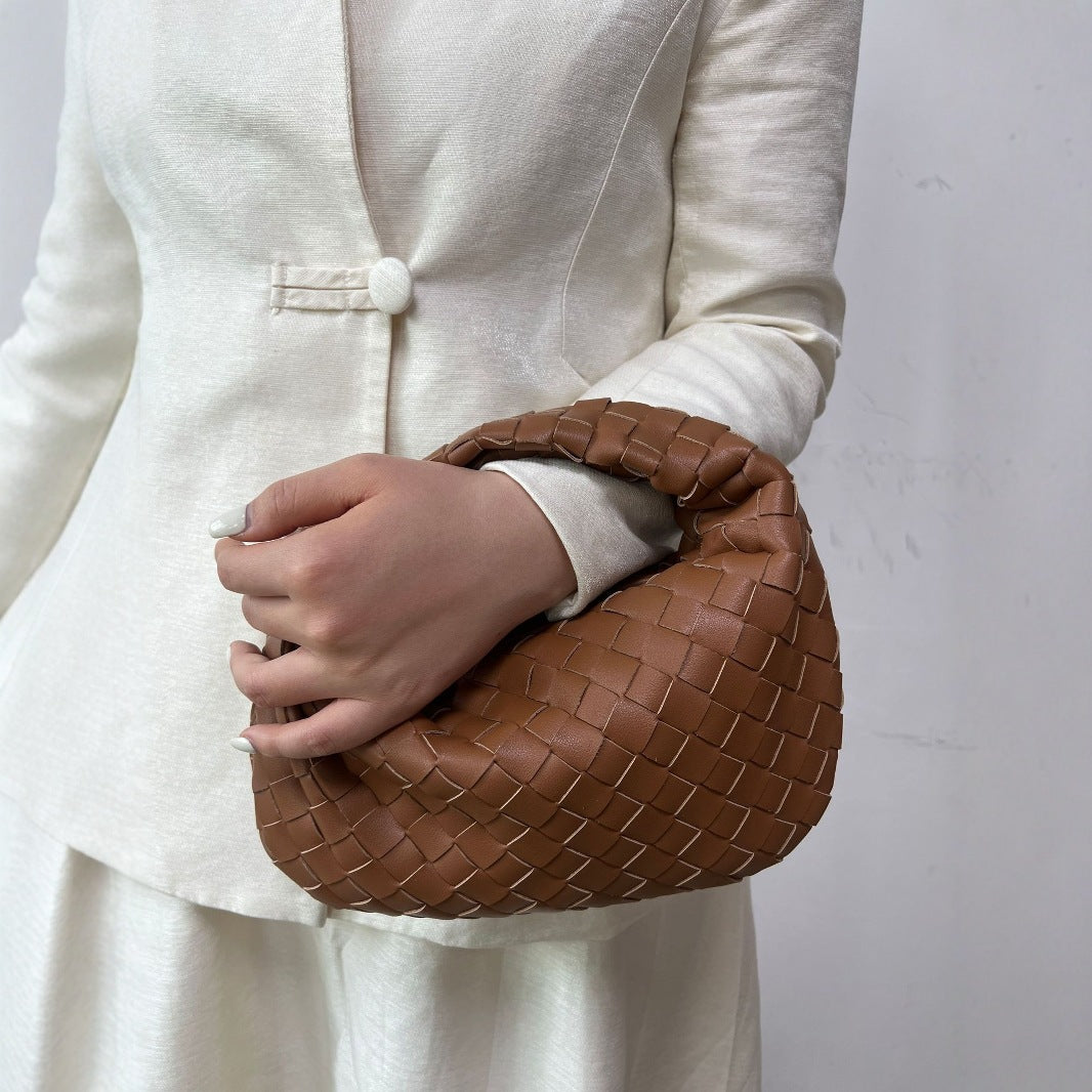 Women's Trendy Dumpling Elegant Personality Croissant Hand-woven Handbags