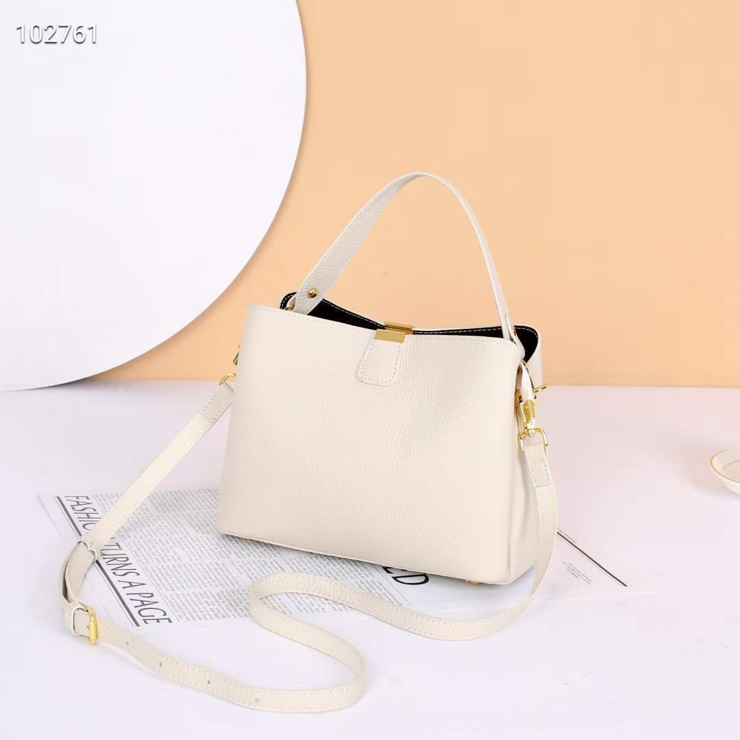 Women's Summer Layer Cowhide Vintage Leather Shoulder Bags