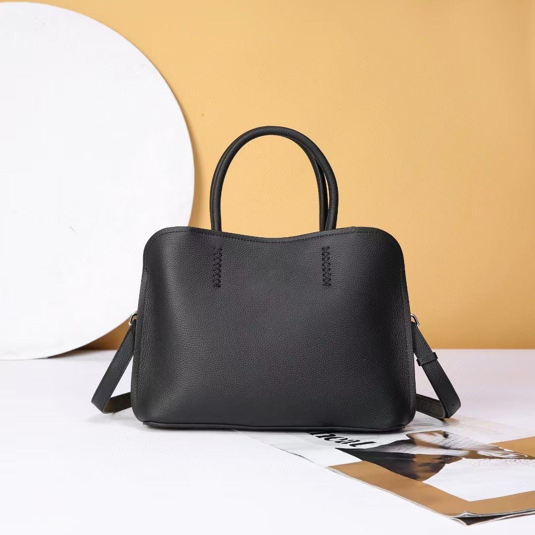 Women's Large Capacity Trendy Versatile First Layer Handbags