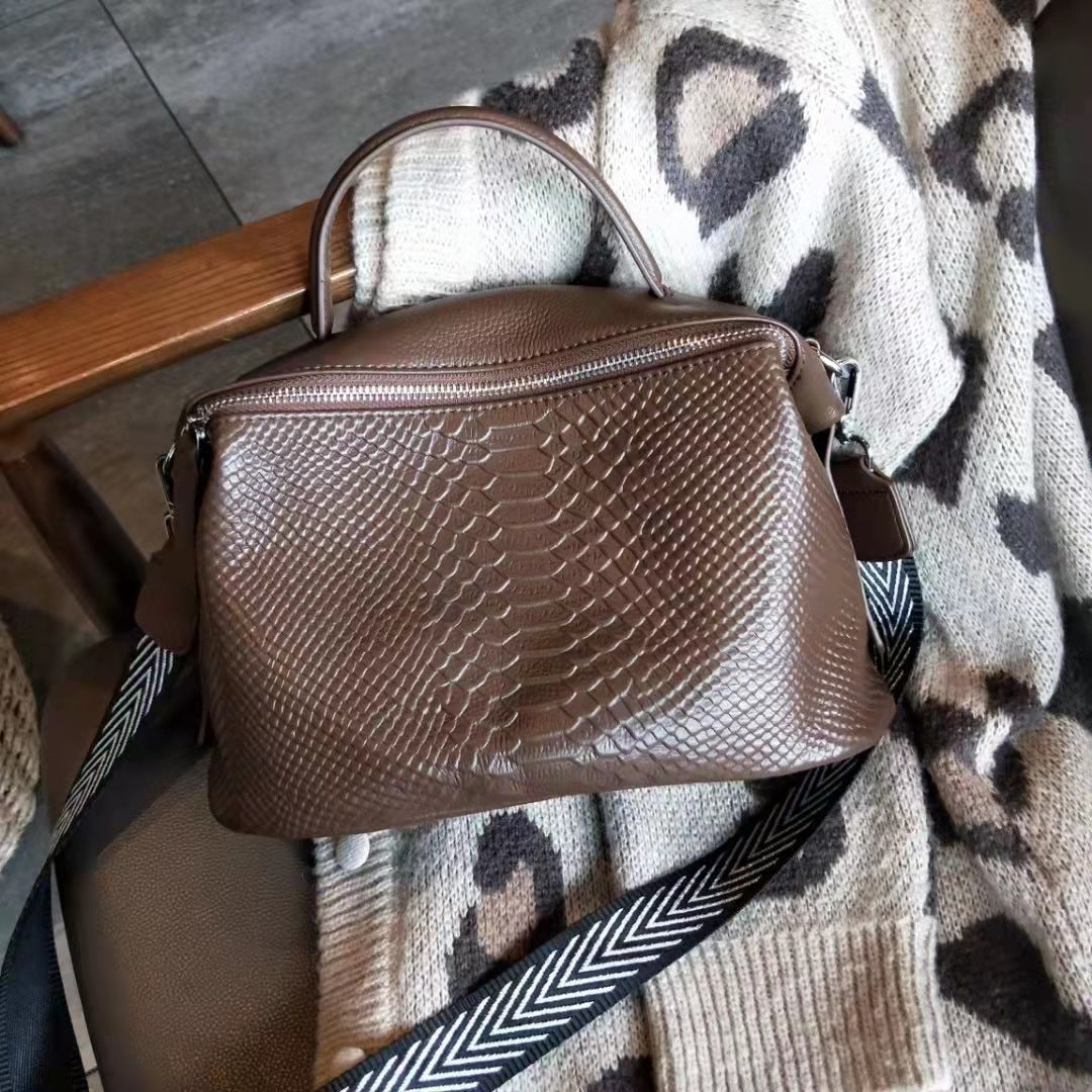 Women's Portable Versatile Soft Leather Large Capacity Shoulder Bags