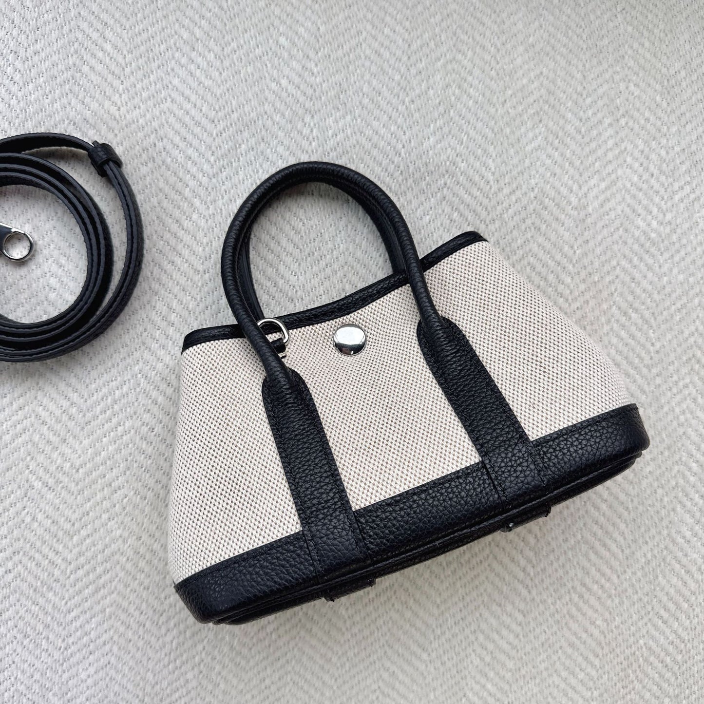 Women's Versatile Leather Stitching Canvas Fashion Shoulder Bags