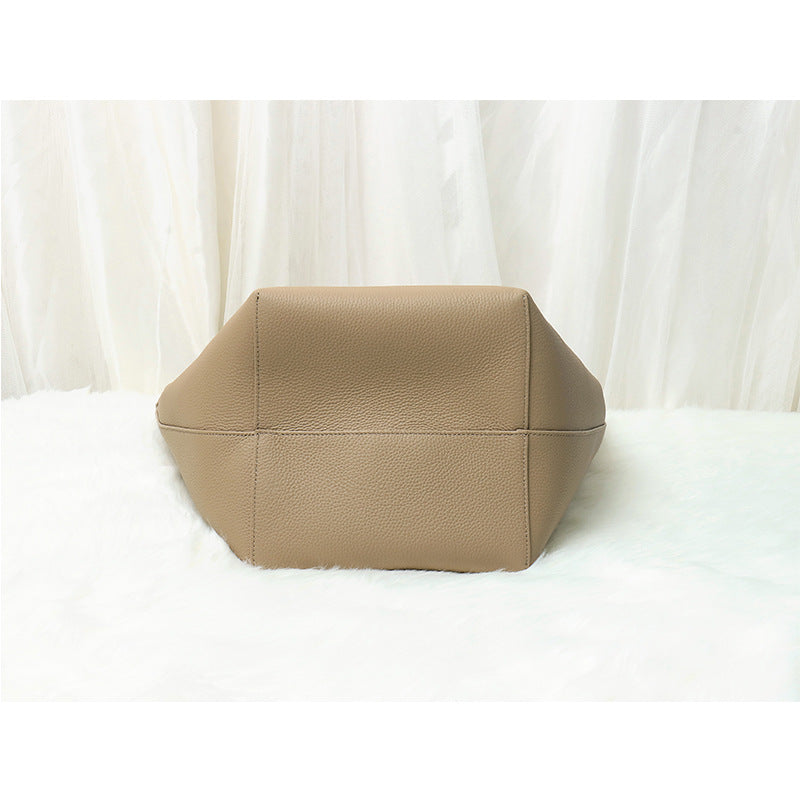 Style Genuine Leather Large Capacity One Shoulder Bags