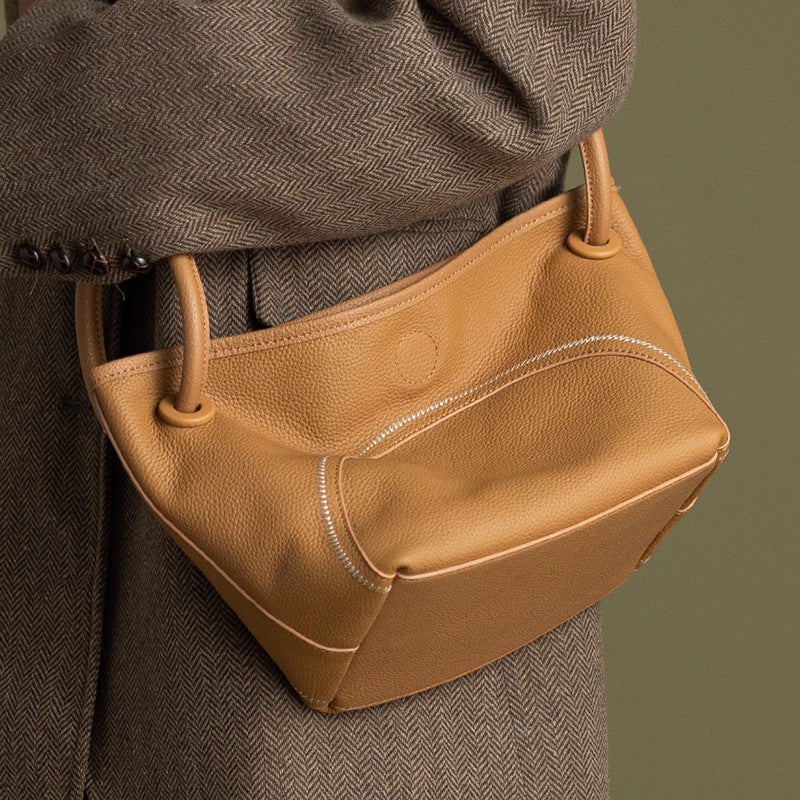 Women's Winter Niche Commuter Basket Portable Soft Handbags