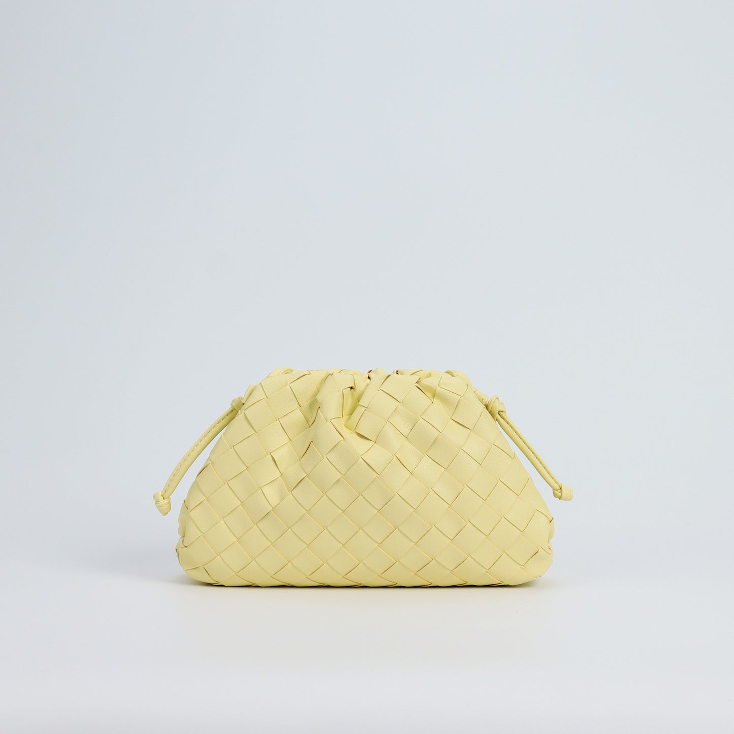Women's Authentic Leather Weave Pleated Cloud Soft Cow Single Crossbody Bags