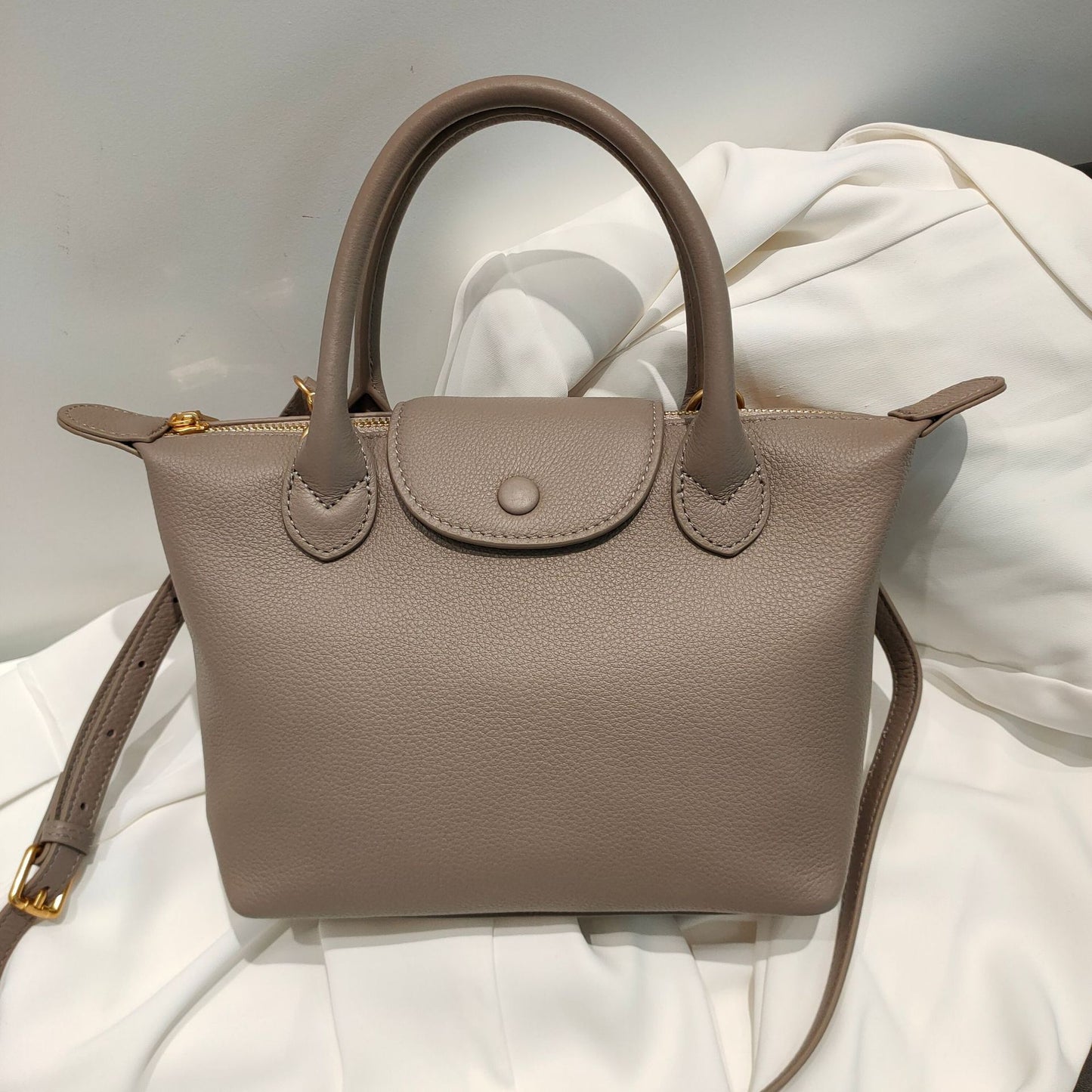 High-grade Top Layer Cowhide Soft Leather Handbags