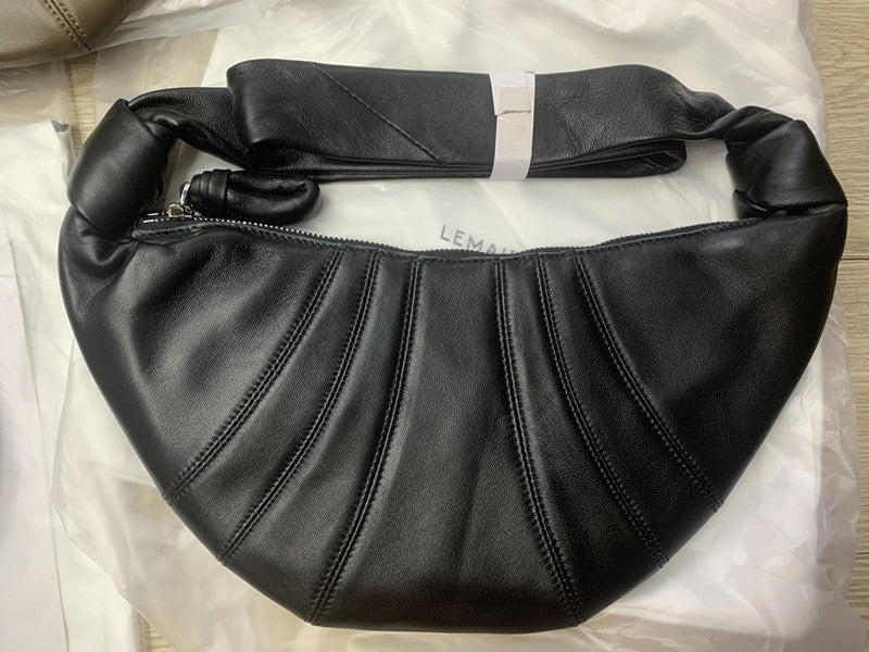 Layer Genuine Leather Dumpling Simple Elegant Neutral Crossbody Bags