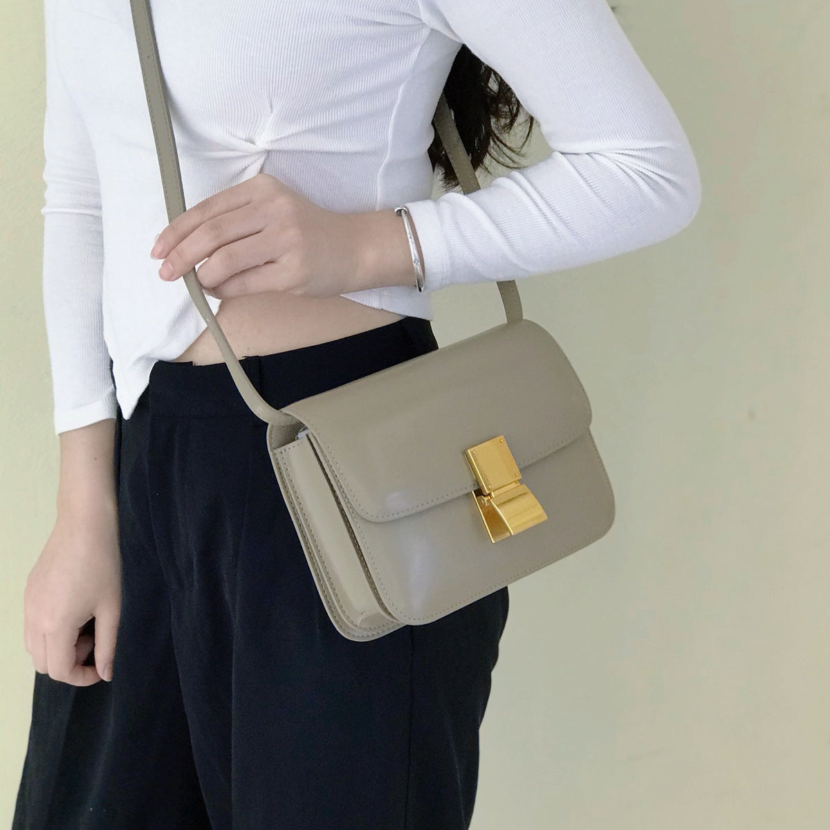 Elegant Durable Women's Retro Super Popular Crossbody Bags