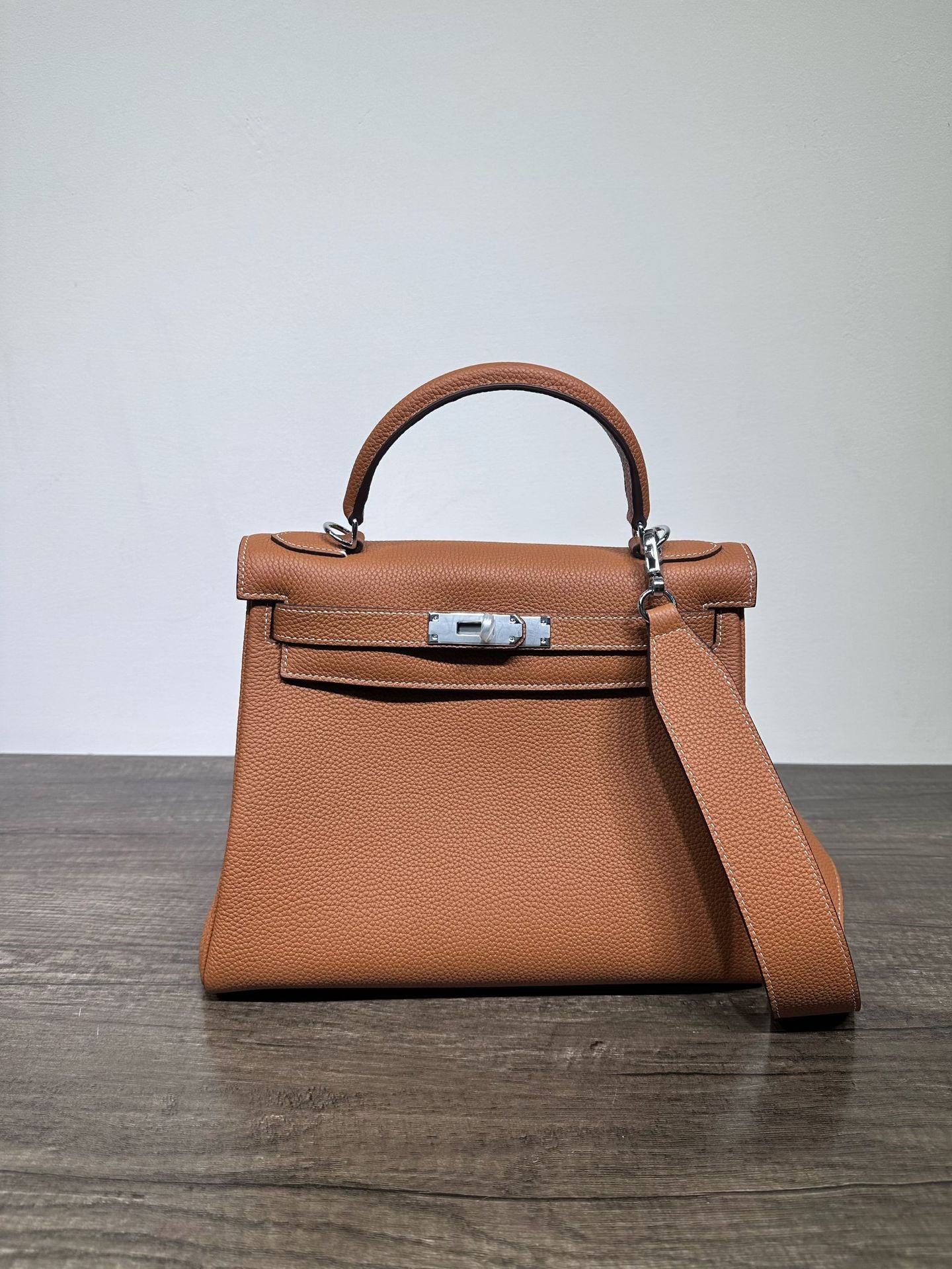 Women's Wide Strap Kelly Calfskin Portable Leather Crossbody Bags