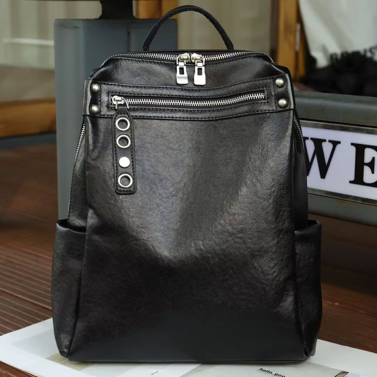 Female Commuter Large Capacity Fashion Simple Backpacks