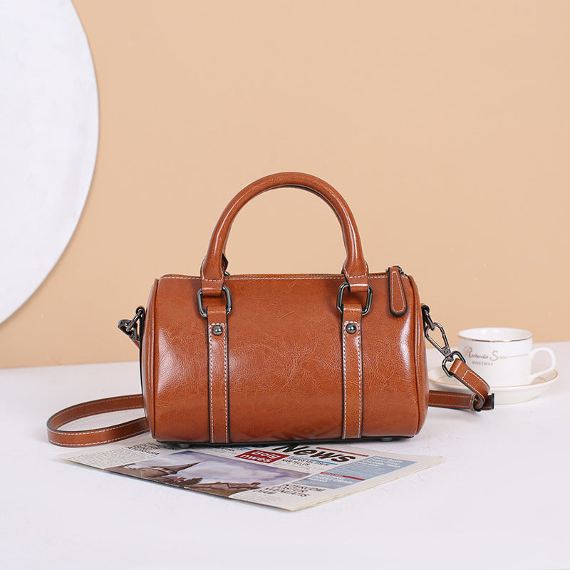 Women's Fashion Oil Wax Cowhide Classic Texture Shoulder Bags