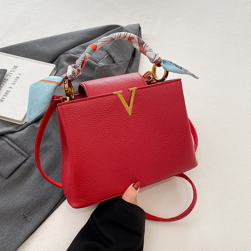 Women's Diana Lychee Pattern V-shaped Golden Edge Shoulder Bags