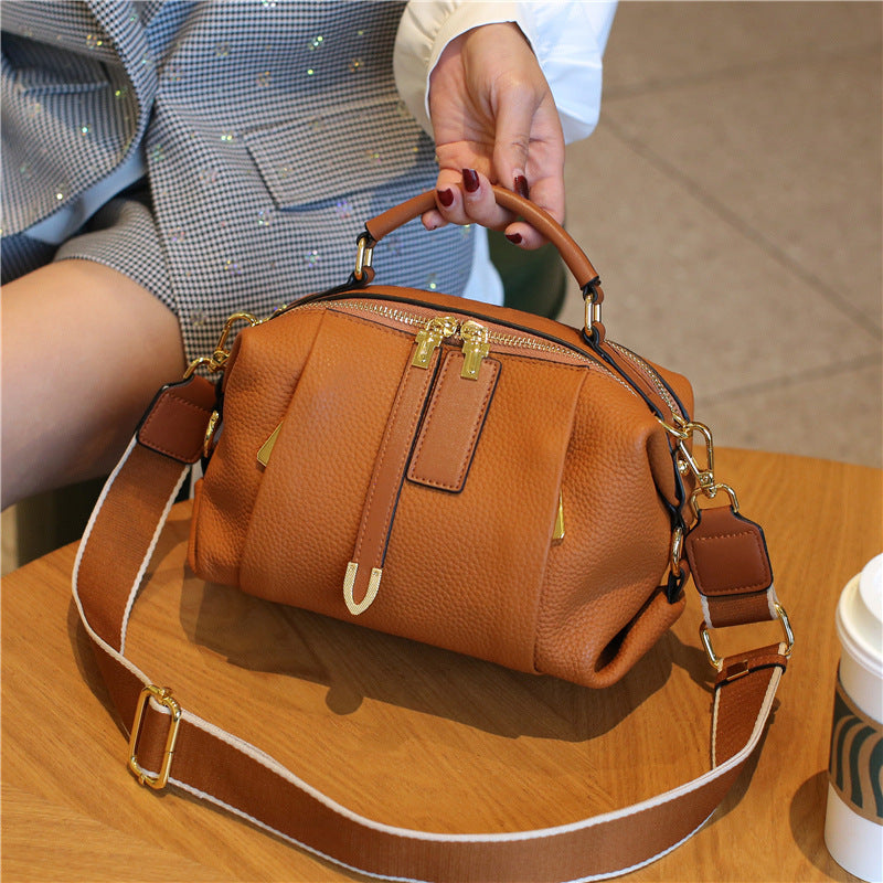 Women's Fashionable Retro Boston Pillow First Layer Shoulder Bags