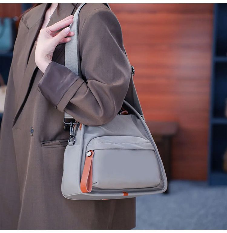 Women's Simple Lightweight Fashionable Oxford Cloth Portable Bags