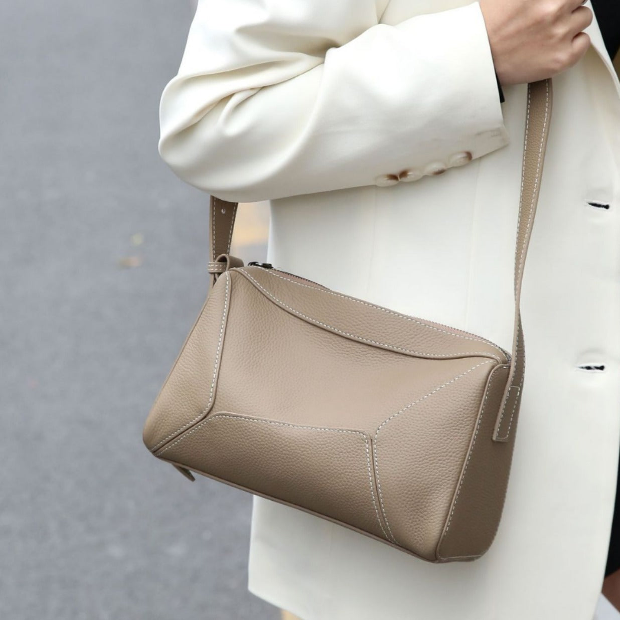 Women's Top Layer Leather Large Capacity Fashion Simple Bags