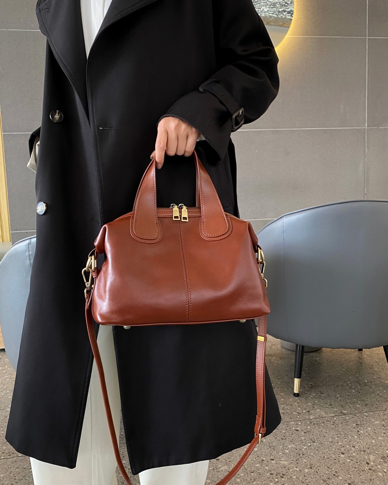 Women's Leather Retro Trendy Vegetable Tanning Shoulder Bags