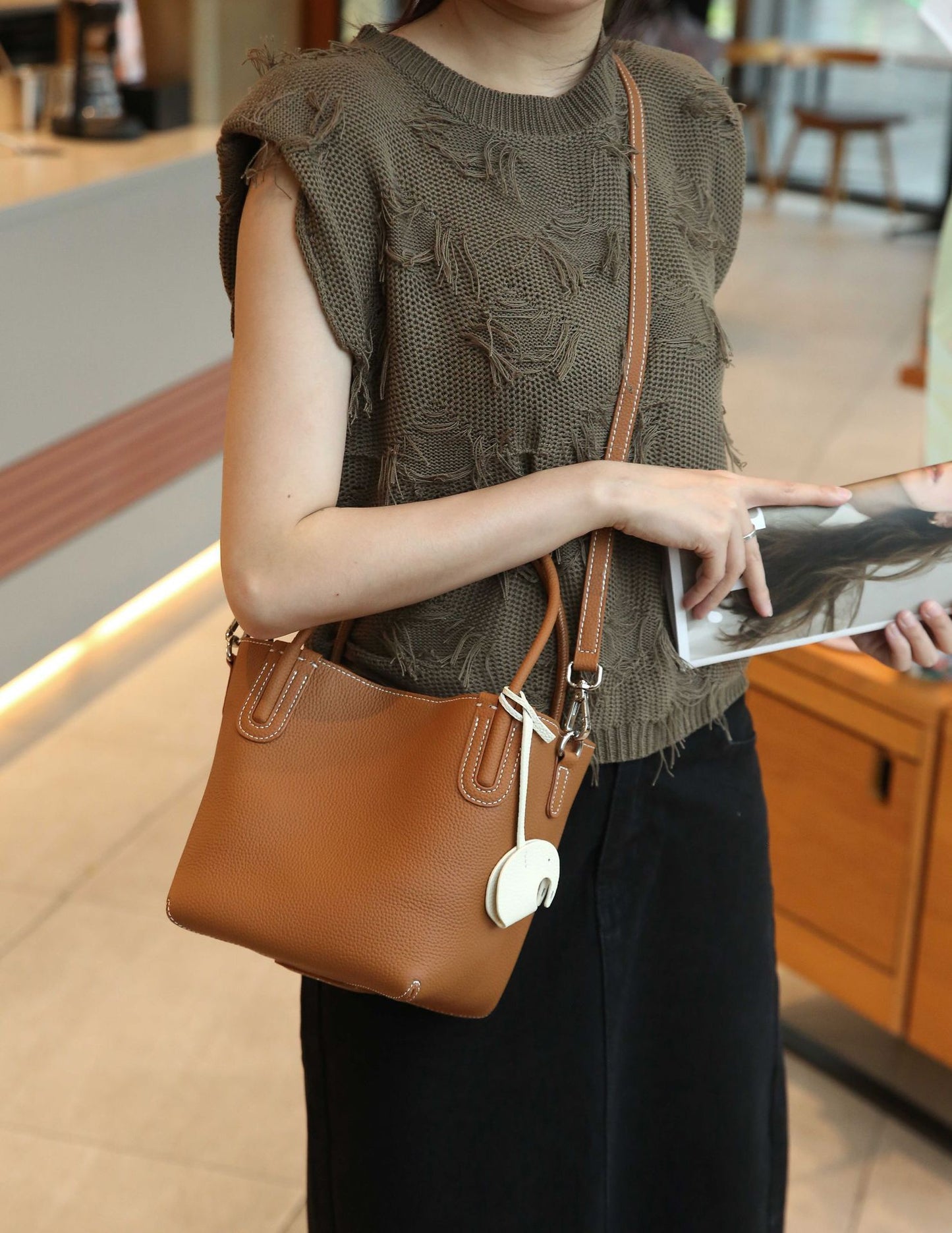 Women's Popular Genuine Leather Vegetable Basket Handbags