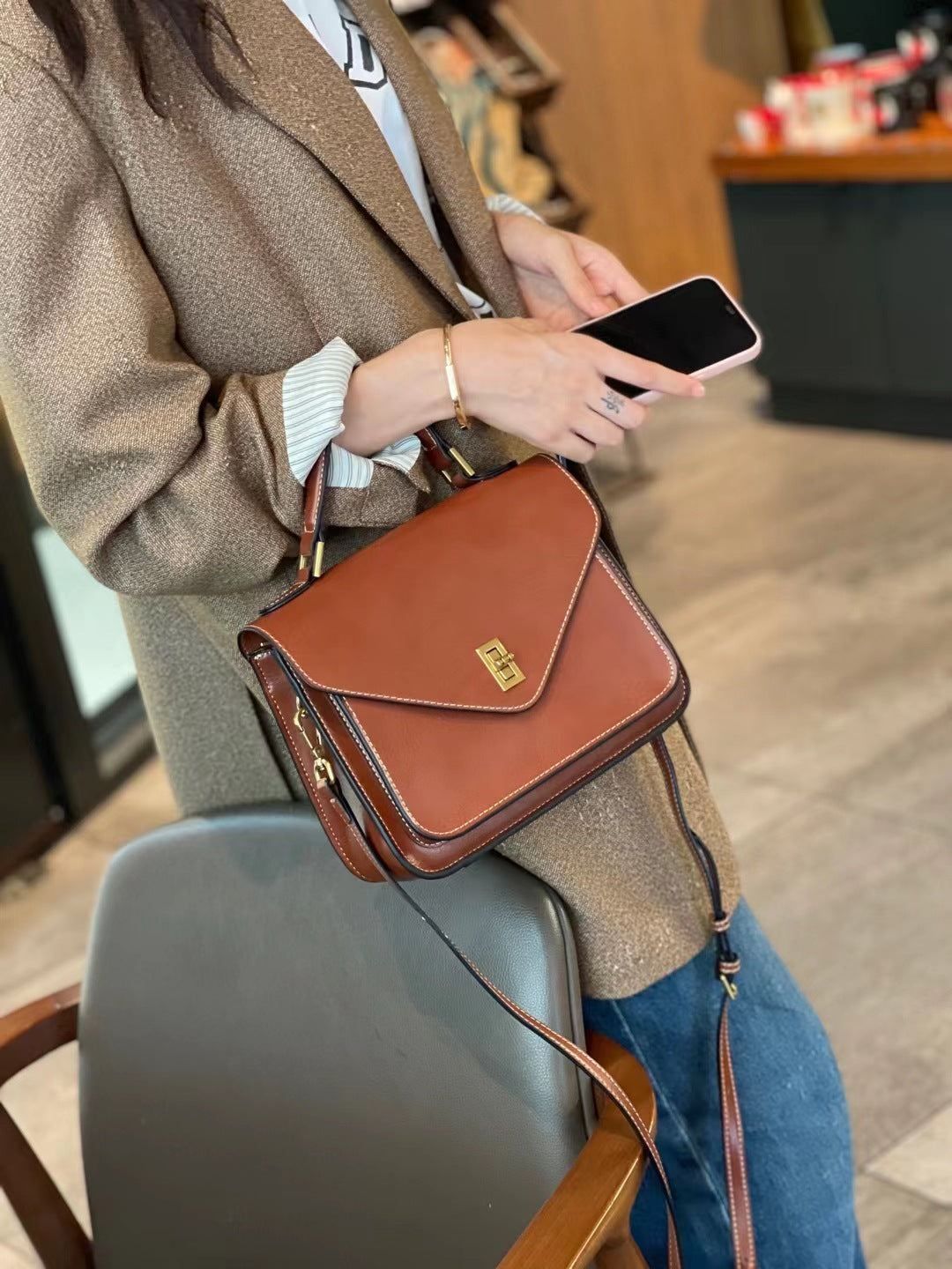 Women's Retro Envelope Mini Cowhide Fashion Handbags