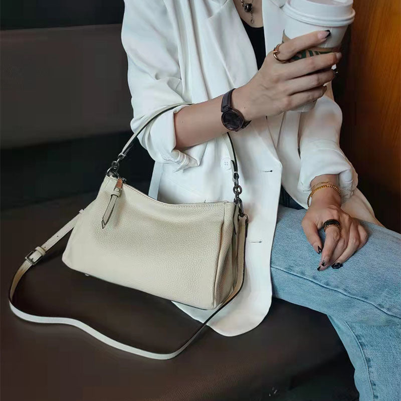 Women's Underarm Soft Leather Large Capacity Simple Shoulder Bags