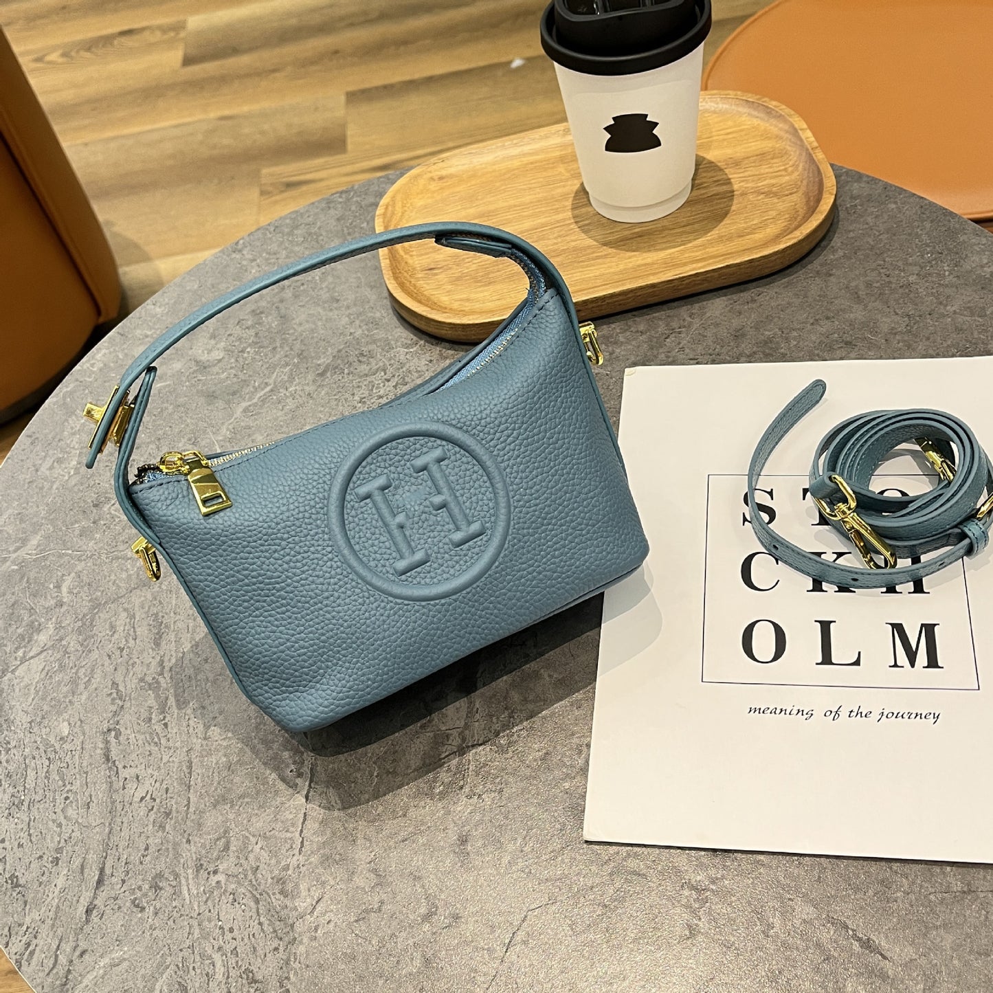 Women's Lunch Box Word Genuine Leather Portable Large Crossbody Bags