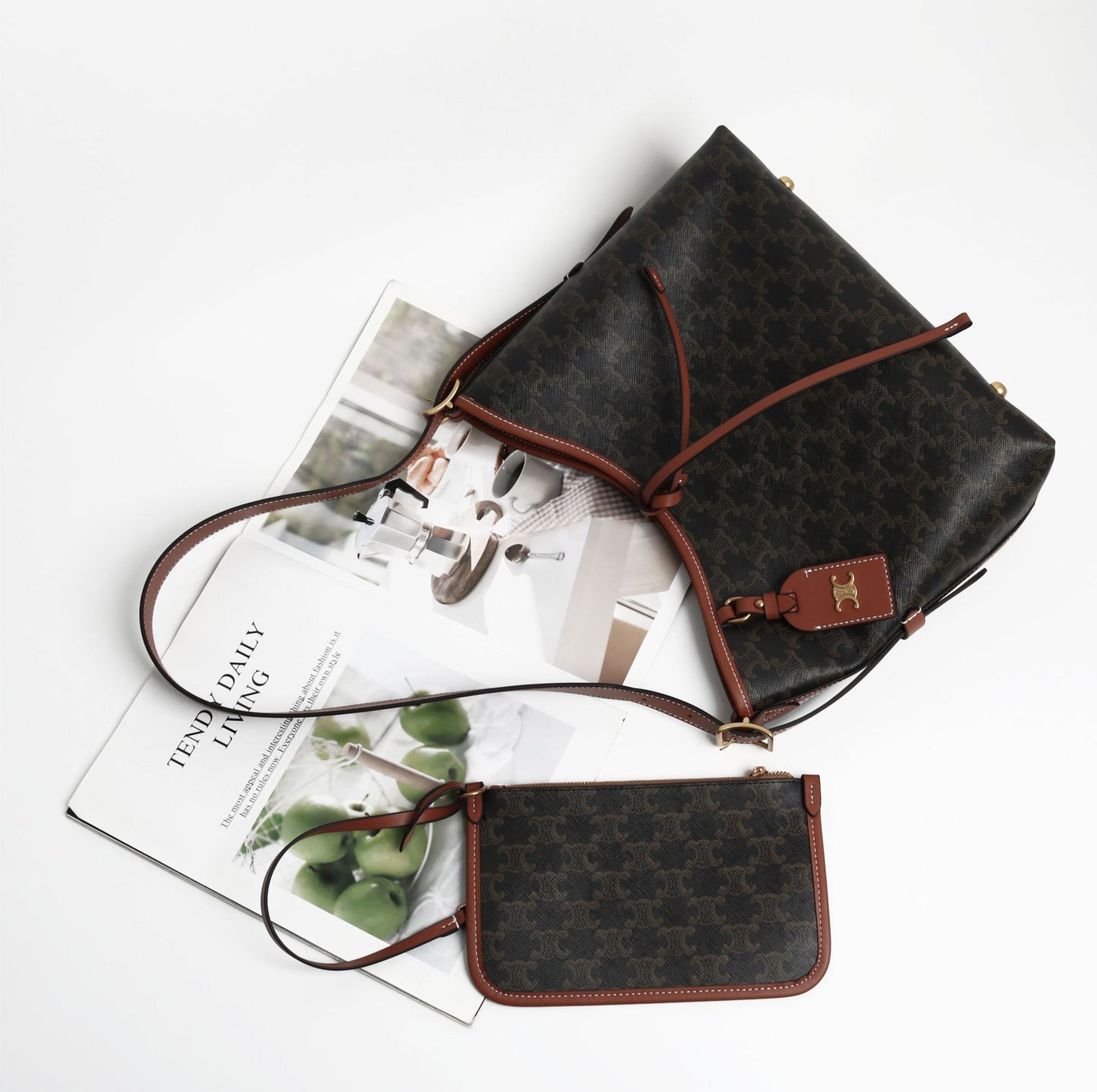 Women's Mild Luxury Retro Presbyopic Large Capacity Crossbody Bags