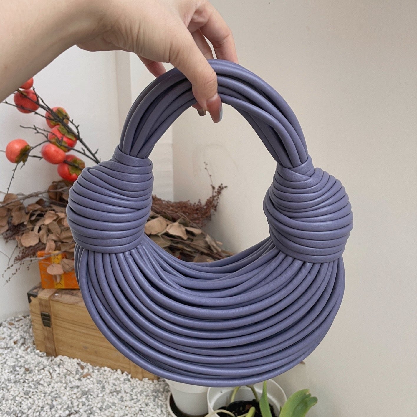 Women's Trendy Knotted Woven Hand-held Fashionable Bread Handbags