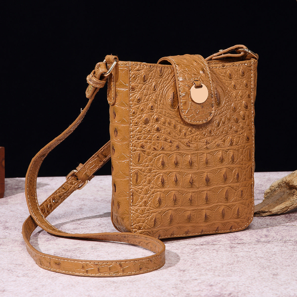 Vintage Cell Clutch Brahmin Crocodile Pattern Crossbody Bags