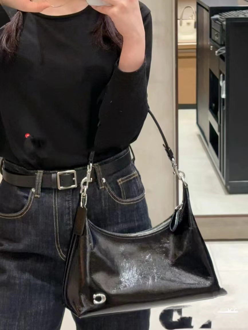 Women's Underarm Oil Wax Leather Fashion Shoulder Bags