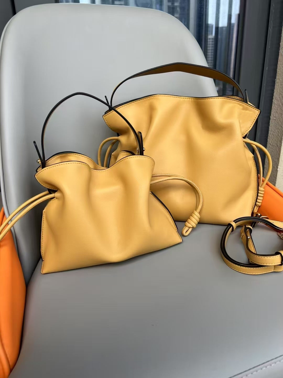 Women's High-grade Portable Lucky Drawstring Soft Leather Crossbody Bags