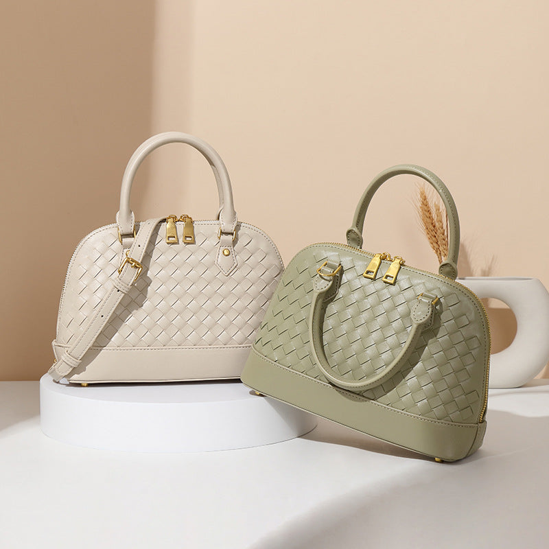 Trendy Hand-woven Fashionable Simple Light Luxury Handbags