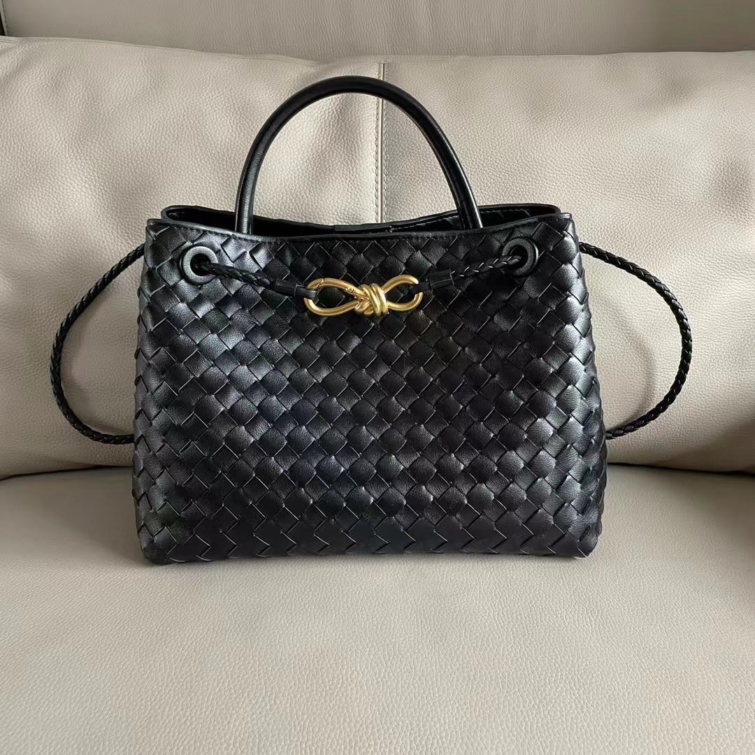 Women's Leather Weave Portable Large Capacity Retro Vegetable Handbags