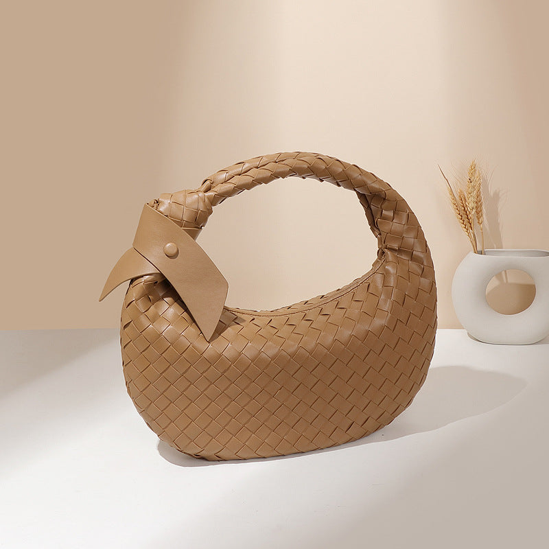 Women's Woven Fashion Knotted Round Large Capacity Handbags