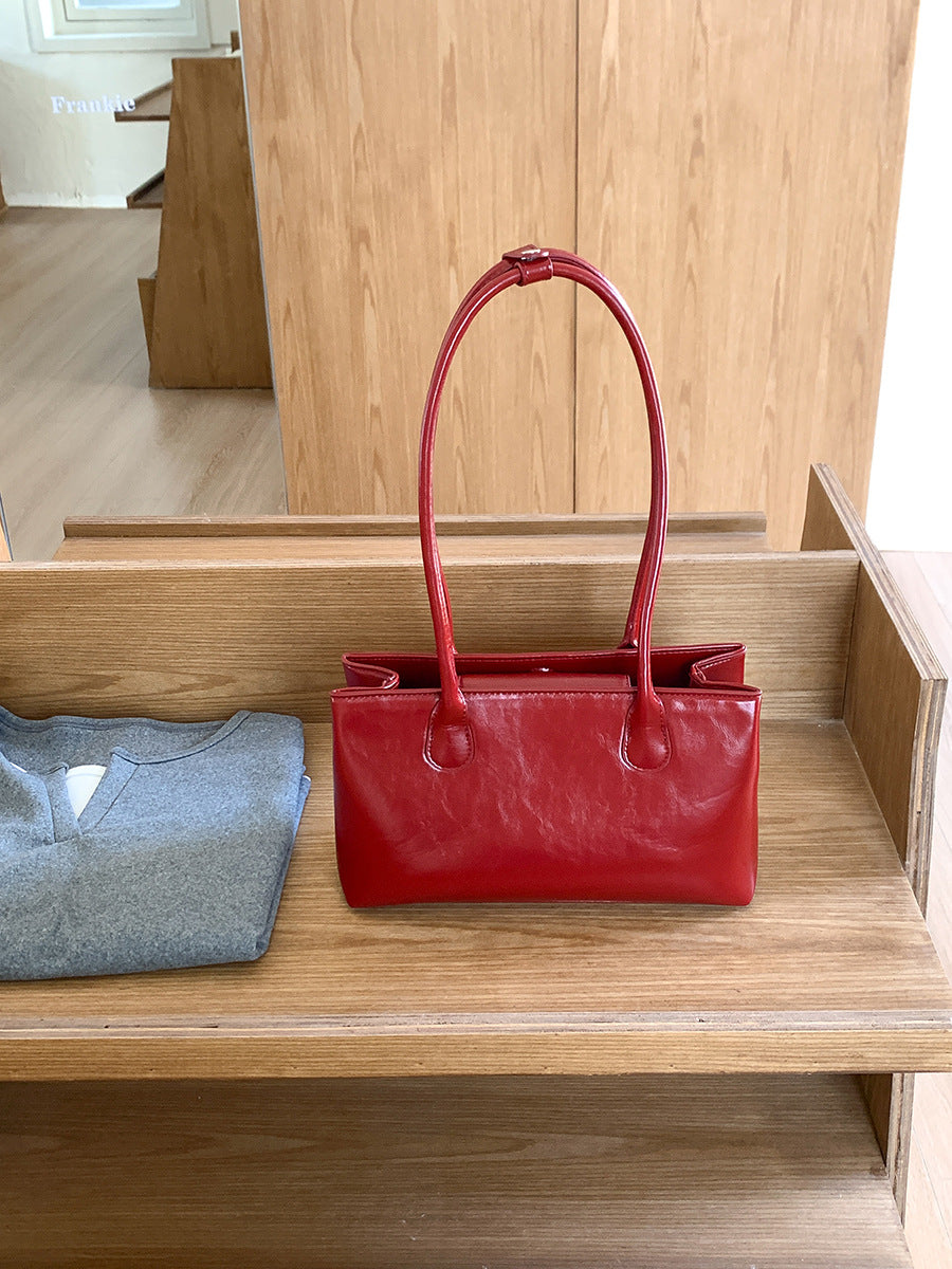 Women's Style Large Capacity Commuter High-grade Leather Bags