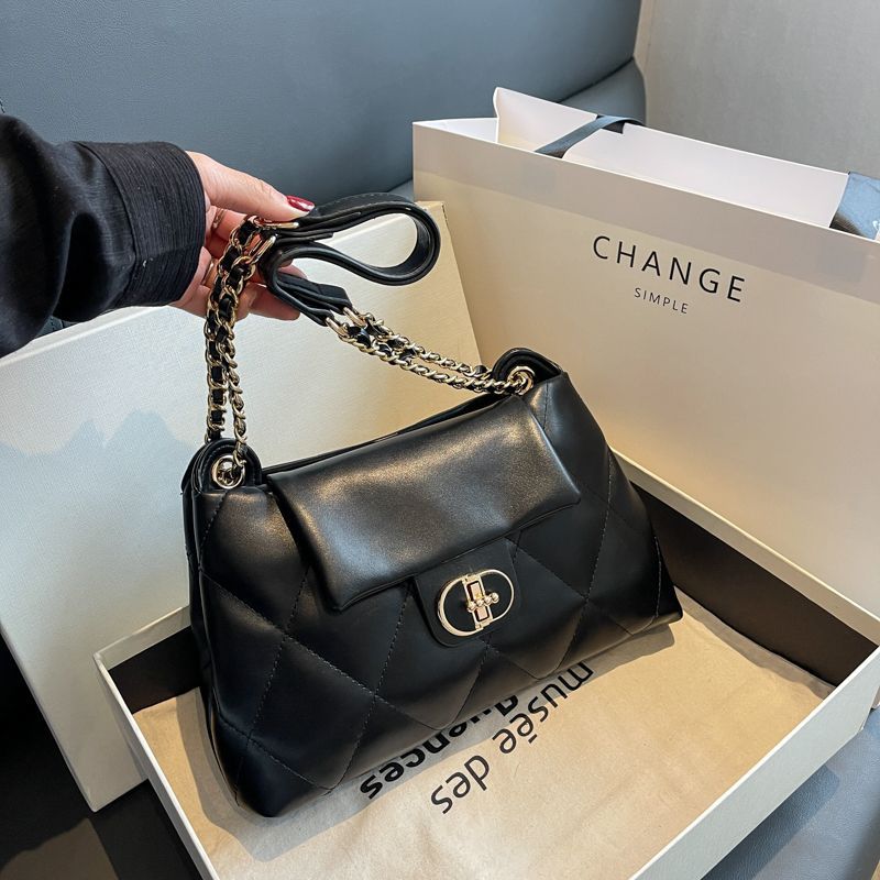 Women's Chain Fashion Trendy Western Style Good-looking Crossbody Bags