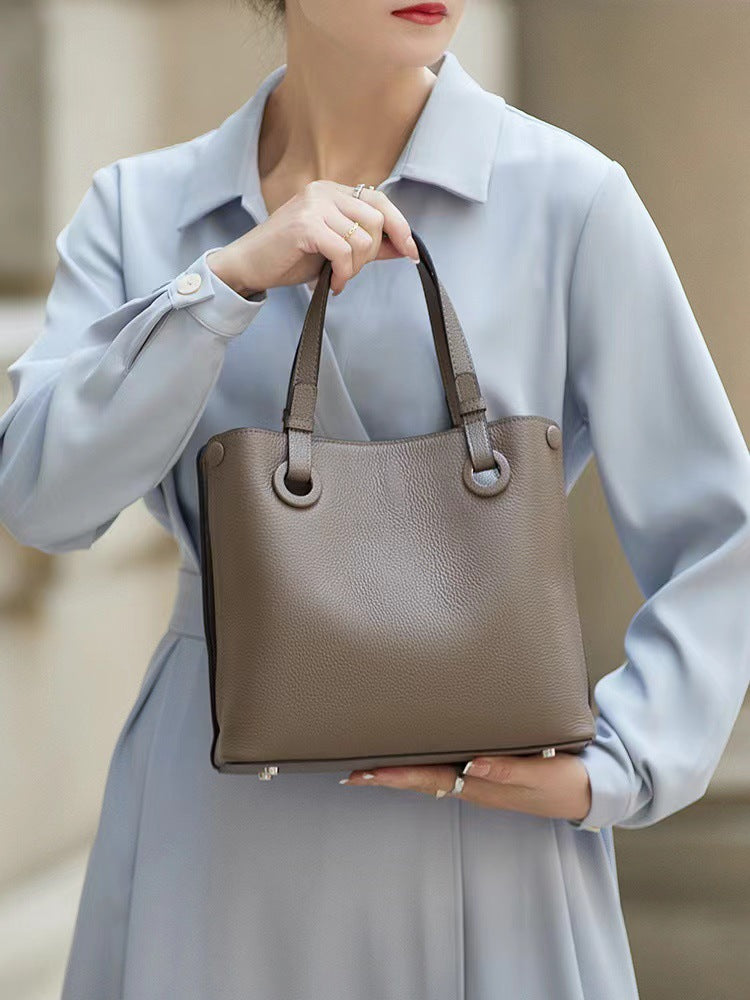Women's Soft Leather Large Capacity Portable Stylish Handbags