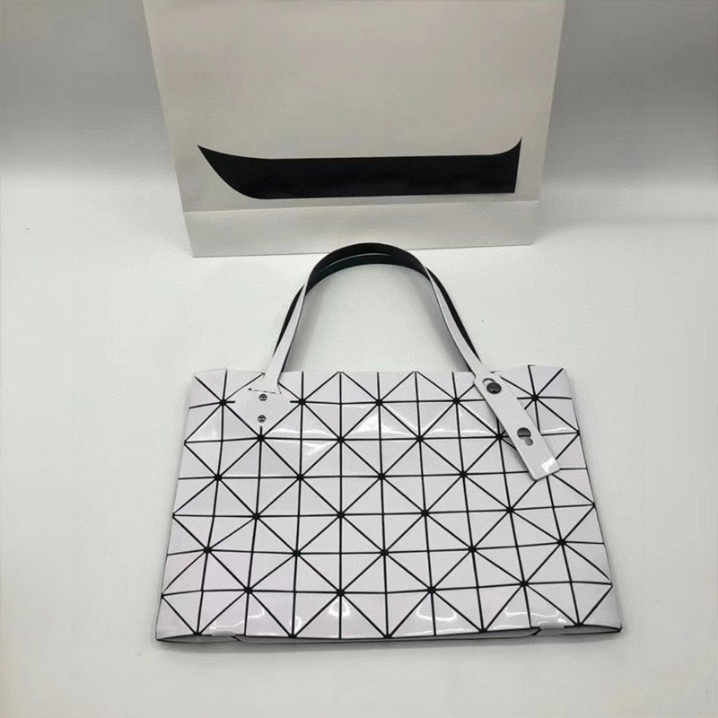 Women's Rock Stitching Geometric Diamond Pattern Underarm Shoulder Bags