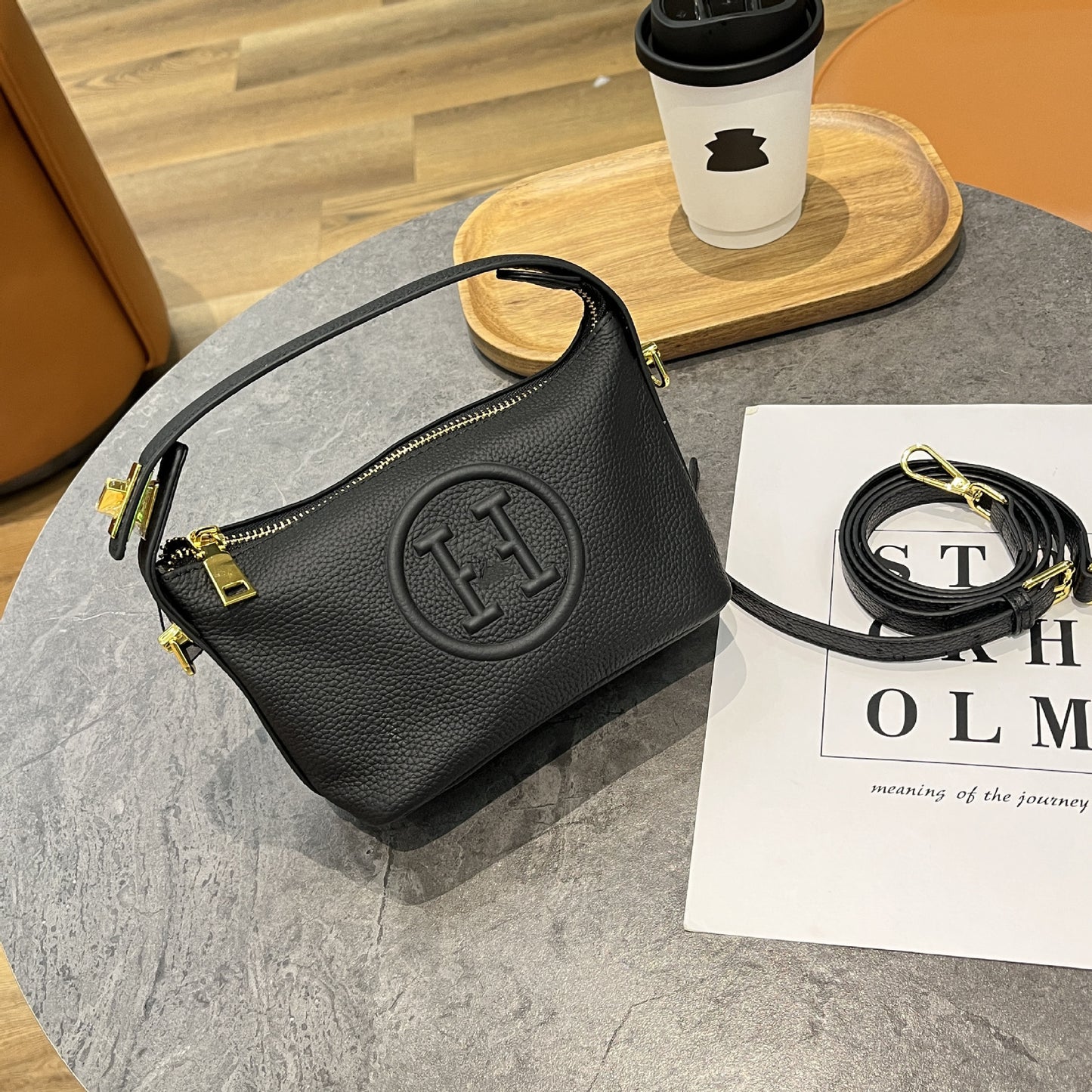 Women's Lunch Box Word Genuine Leather Portable Large Crossbody Bags