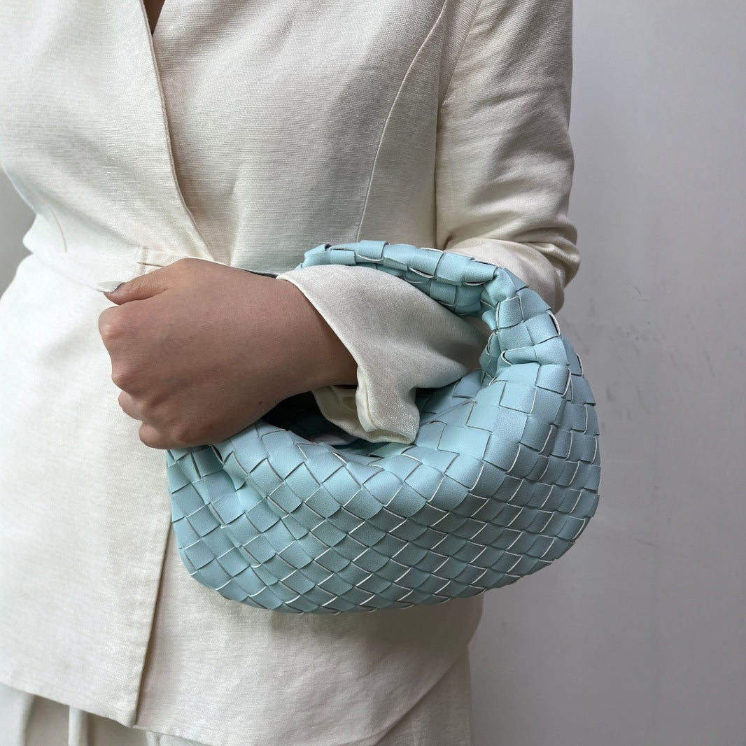 Women's Trendy Dumpling Elegant Personality Croissant Hand-woven Handbags