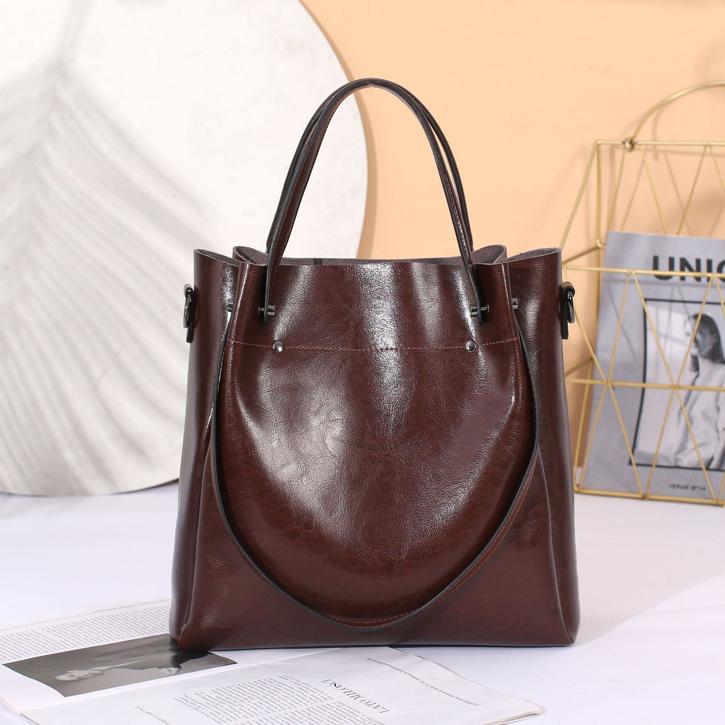 Women's Genuine Leather Oil Wax Simple Big Handbags