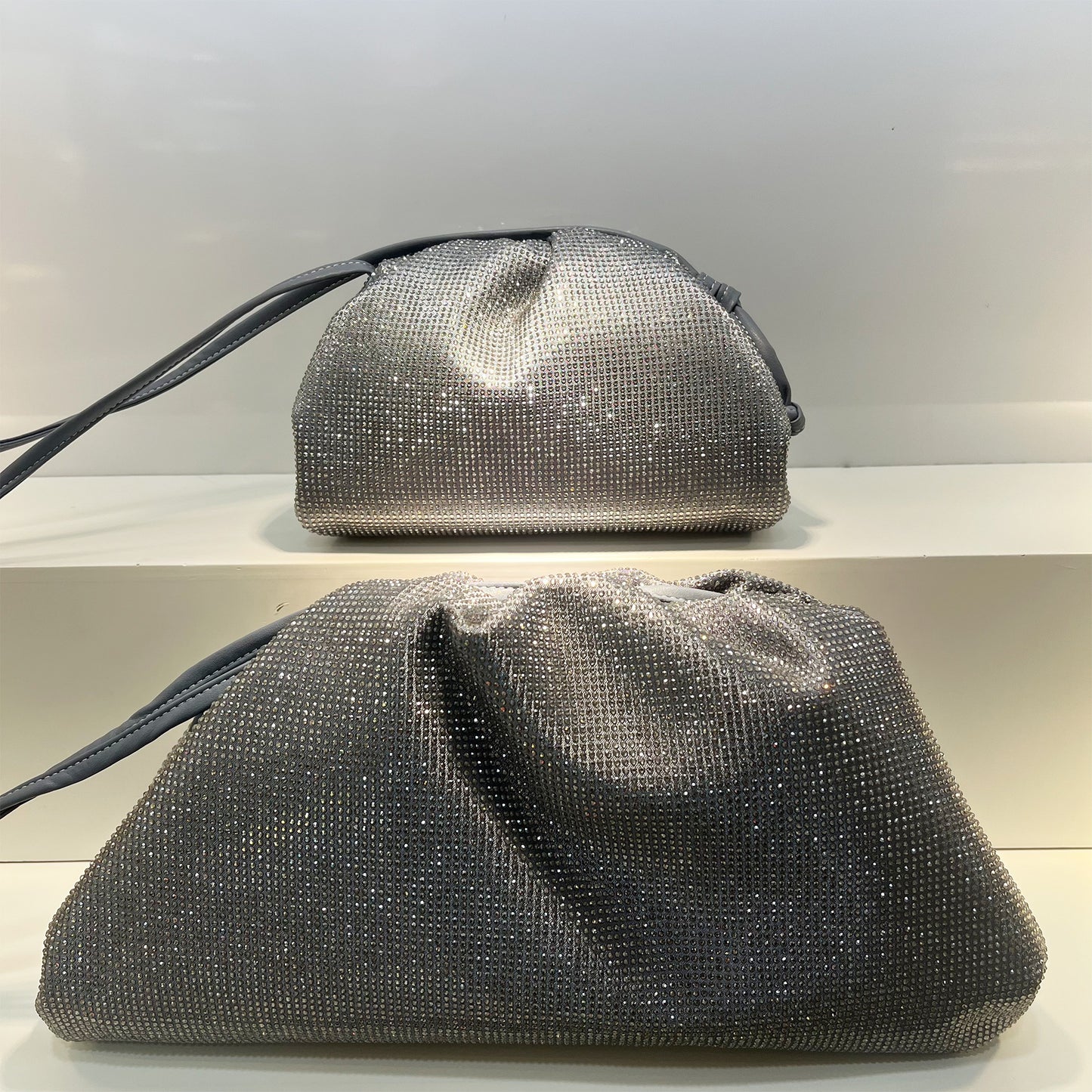 Women's Water Bright Crystal Cloud Fashion Commuter Pleated Crossbody Bags